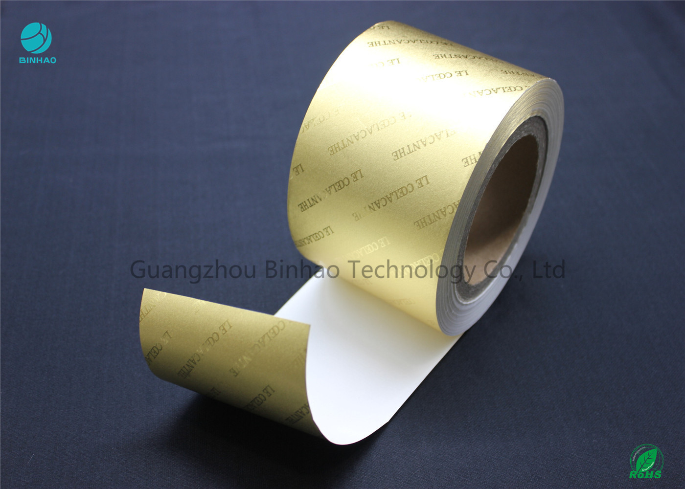 Papel grabado en relieve impreso oro de papel de aluminio del tabaco para el empaquetado de la caja del cigarrillo