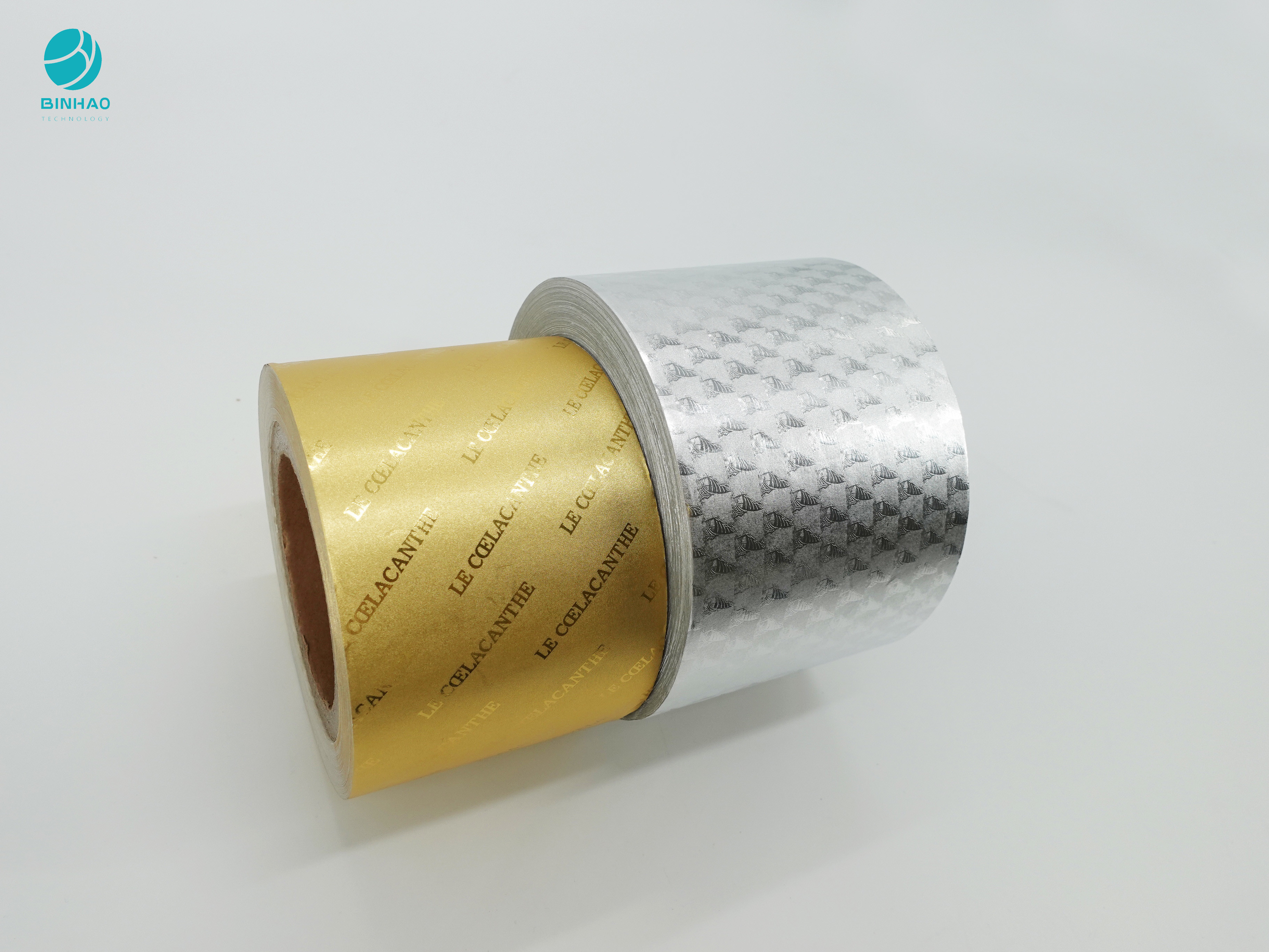 Papel de plata grabado en relieve de papel de aluminio del oro del modelo para el paquete del cigarrillo