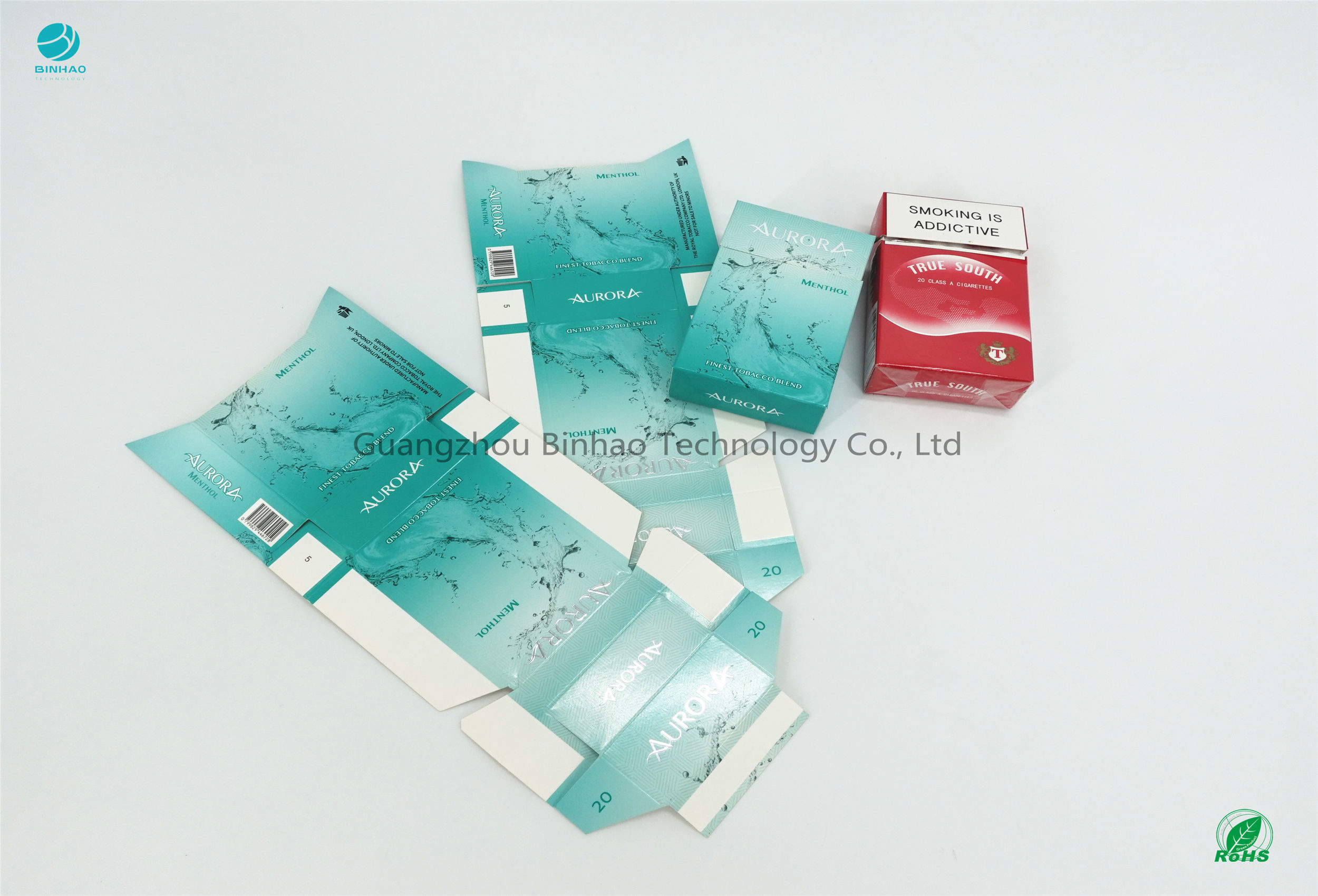 Cartulina triple SBS de papel de los casos de empaquetado del cigarrillo de la capa de la cuchilla que imprime ≤1.0um PSP