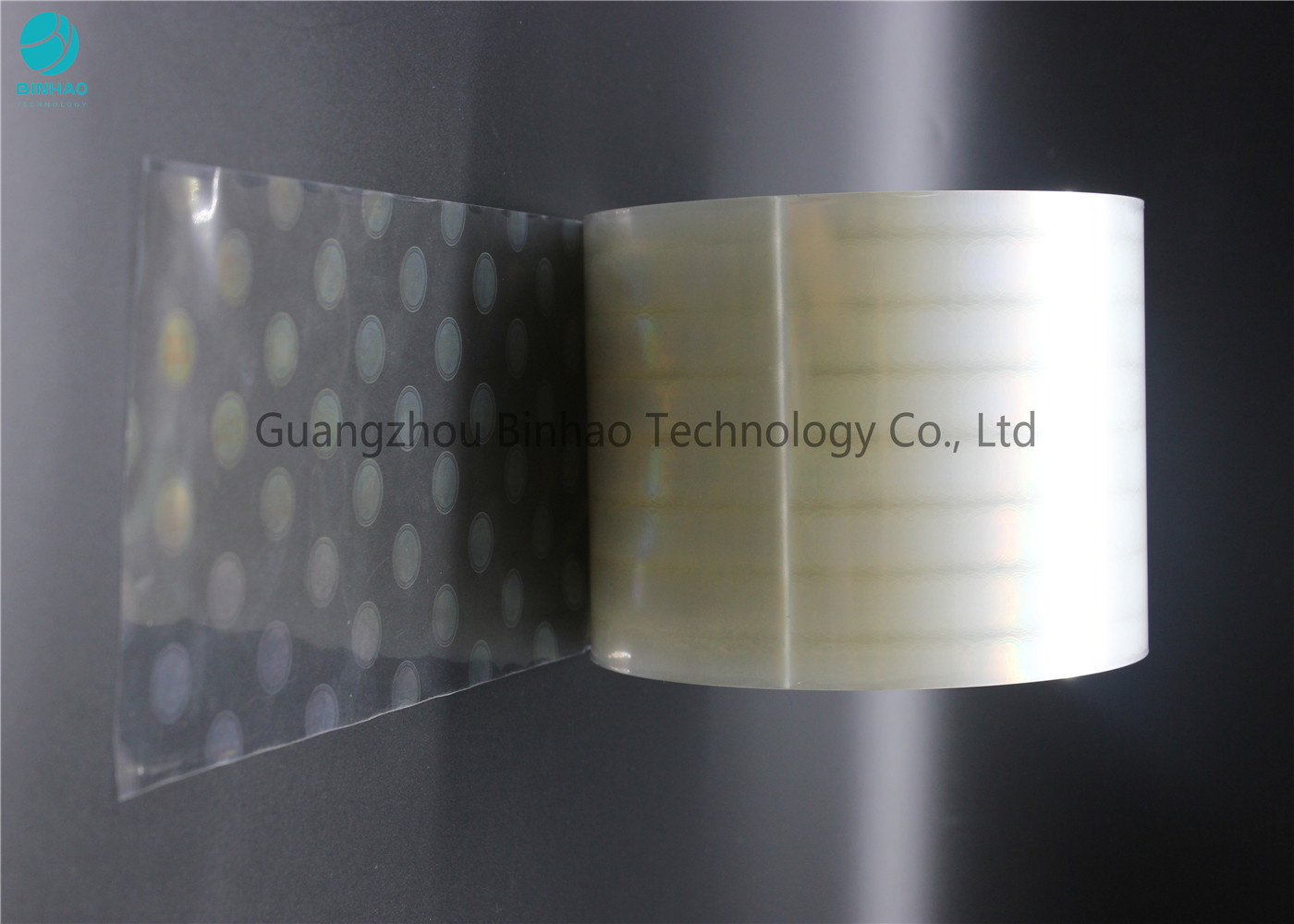 Carrete de película termosoldable tratado corona de BOPP, película de poliéster metalizada modificada para requisitos particulares
