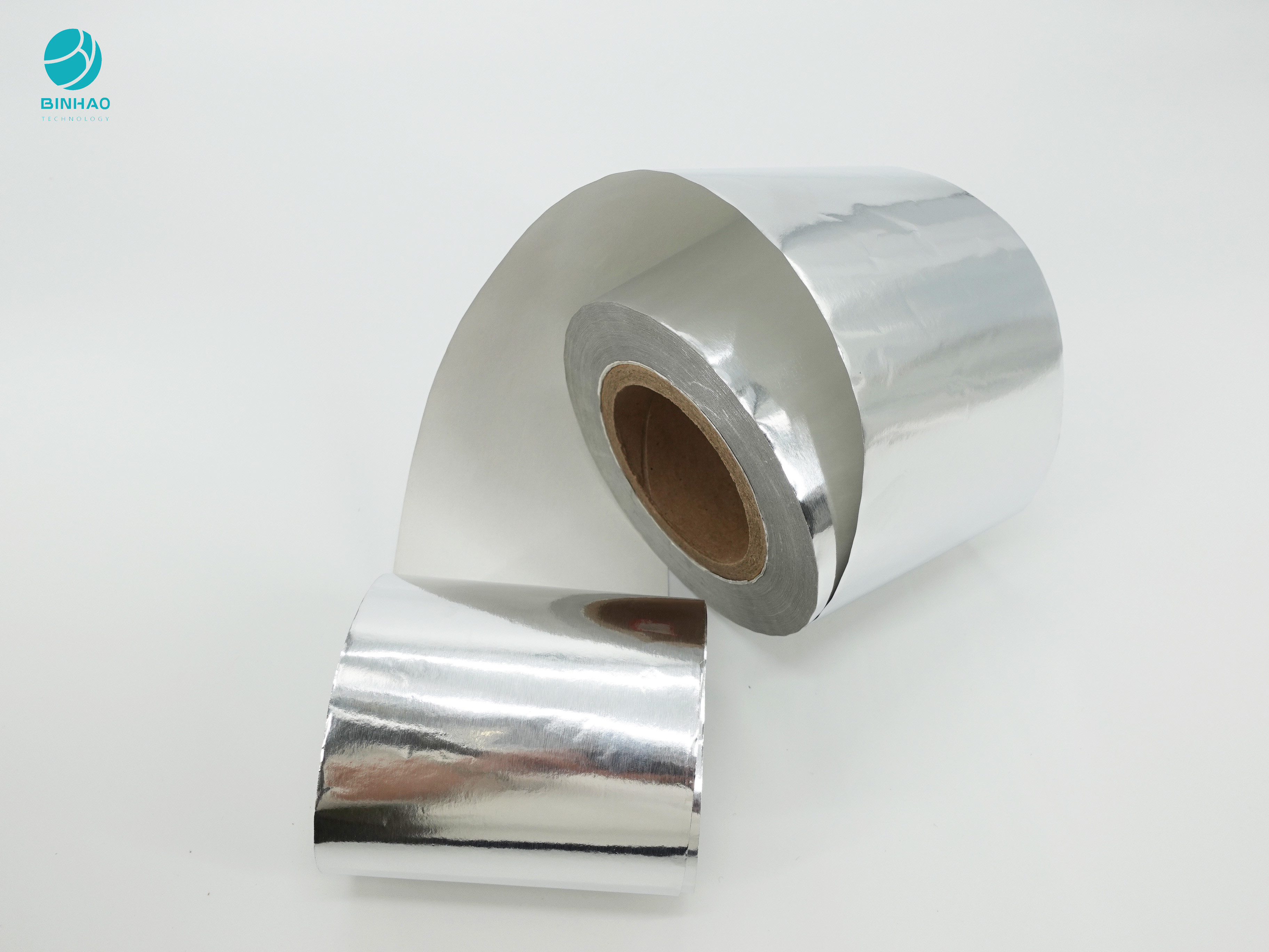 Papel laminado 114m m modificado para requisitos particulares de papel de aluminio del logotipo para el empaquetado del cigarrillo